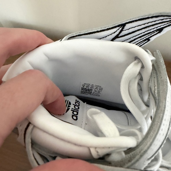 Adidas Jeremy Scott Wings 4.0 White High-Tops with Wings size 9 Mens - Picture 7 of 8